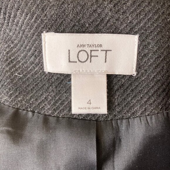 Ann Taylor LOFT Dark Gray Plaid Blazer - Size 4 - Picture 6 of 7